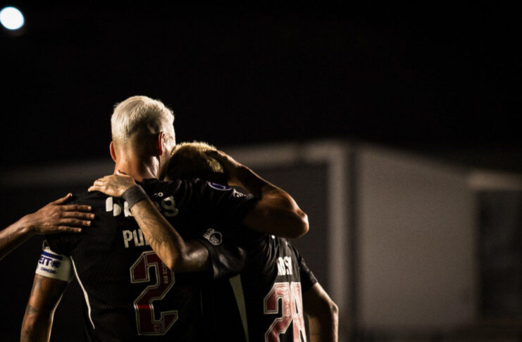 Noite de gala: Vasco atropela o Olimpia e dorme na liderança da Sul-Americana