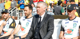 Por que Carlo Ancelotti pode ser o técnico capaz de devolver o Brasil ao topo? Ancelotti Francesco Mauri, Davide Ancelotti, Carlo Ancelotti e Paul Clement no banco de reservas