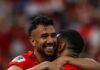 Estão deixando chegar: Egito e Cabo Verde transformam desconfiança em sabor de quero mais Egito Autor do terceiro gol, Mahmoud Trézéguet é abraçado por Mohamed Salah, que deu a assistência para o companheiro