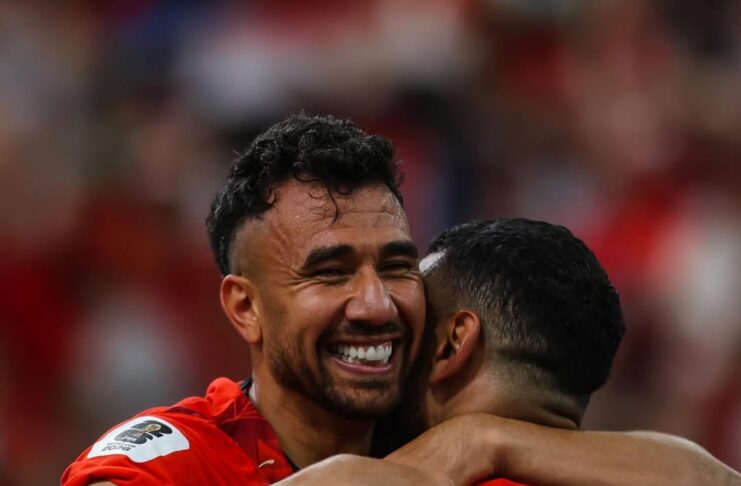 Estão deixando chegar: Egito e Cabo Verde transformam desconfiança em sabor de quero mais Egito Autor do terceiro gol, Mahmoud Trézéguet é abraçado por Mohamed Salah, que deu a assistência para o companheiro