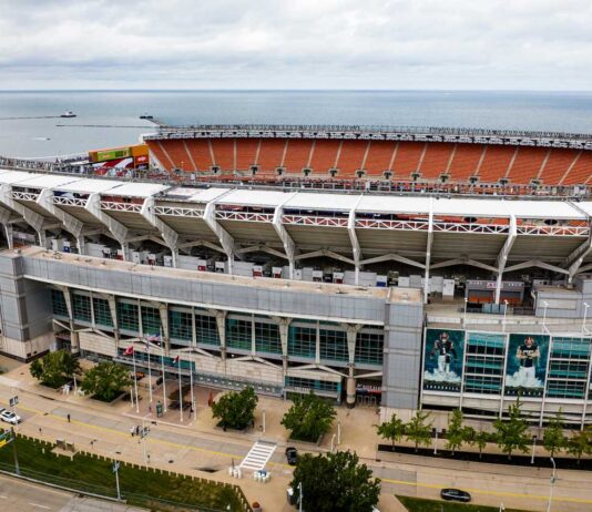 Palco do amistoso entre Brasil e Egito, o Huntington Bank Field tem capacidade para 67 mil pessoas / Haslam Sports Group