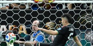 Em dois atos de goleiros, México é o primeiro classificado para o mata-mata da Copa México Com reflexo apurado, o goleiro Raúl Rangel faz a segunda defesa em sequência e evita o gol de empate da Coreia