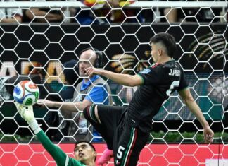 Em dois atos de goleiros, México é o primeiro classificado para o mata-mata da Copa México Com reflexo apurado, o goleiro Raúl Rangel faz a segunda defesa em sequência e evita o gol de empate da Coreia