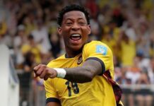 Equador Decisivo para a vaga, Gonzalo Plata explode de alegria no gol da vitória de virada do Equador sobre a Alemanha