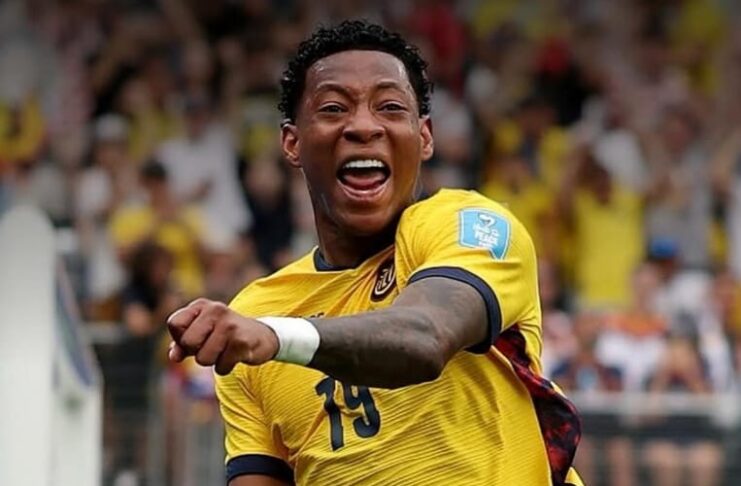 Equador Decisivo para a vaga, Gonzalo Plata explode de alegria no gol da vitória de virada do Equador sobre a Alemanha