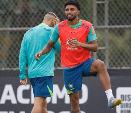 Éderson: saiba quem é o jogador escolhido por Ancelotti para o lugar de Wesley Éderson herda a vaga do lateral direito Wesley, cortado da Copa por causa de contusão muscular / Rafael Ribeiro/CBF