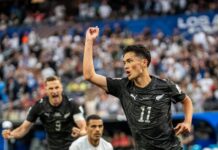 Protesto, tensão, quatro gols e muita emoção: duelo dos ‘patinhos feios’ da Copa termina empatado Irã x Nova Zelândia Elijah Just entra para a história como o primeiro jogador da Nova Zelândia a fazer dois gols em uma partida de Copa
