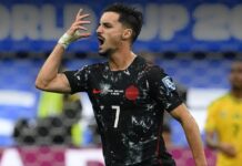 Eustáquio celebra o seu gol