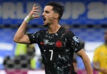 Eustáquio celebra o seu gol