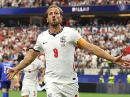 Harry Kane supera Mbappé e Haaland e conquista a ‘Chuteira de Ouro’ pela segunda vez seguida Harry Kane Esperto e livre de marcação na grande área, Harry Kane aproveita e marca segundo gol da Inglaterra