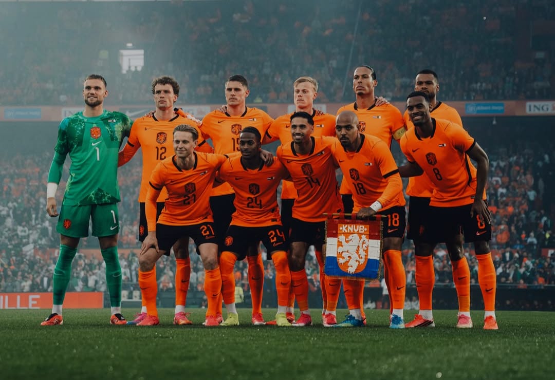 Holanda perde amistoso para Argélia