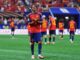 Lamine Yamal entra para a história, Oyarzabal decide cedo e Espanha acorda com goleada Lamine Yamal em dez minutos de sua primeira partida como titular, faz o primeiro gol em Copas
