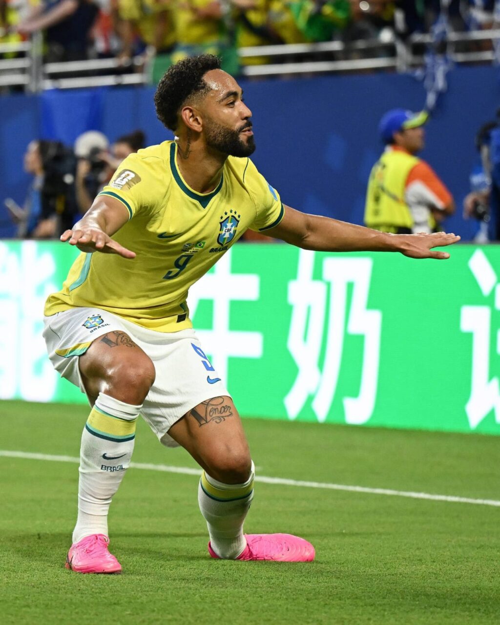 Brasil Matheus Cunha comemora o terceiro gol