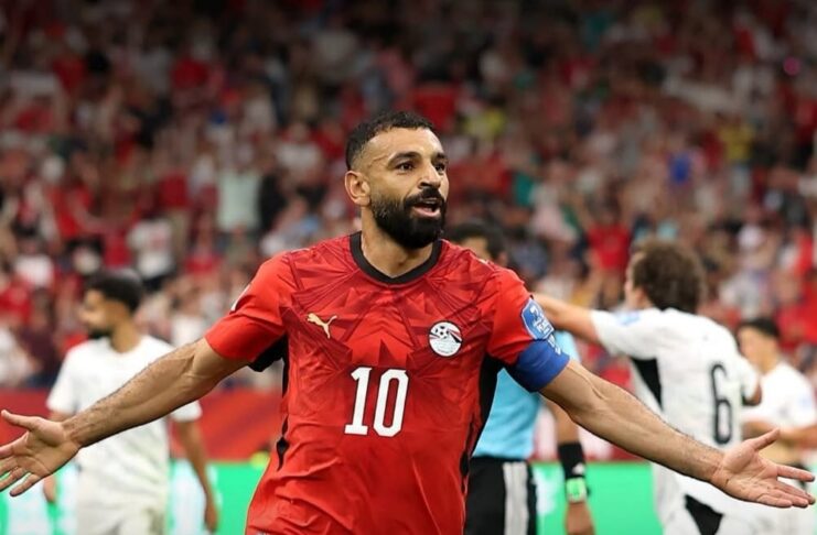 Egito encerra jejum, vira sobre a Nova Zelândia e fica a um empate da vaga ao mata-mata Egito Mohamed Salah faz o que se espera de um jogador decisivo, um gol, uma assistência na virada sobre a Nova Zelândia