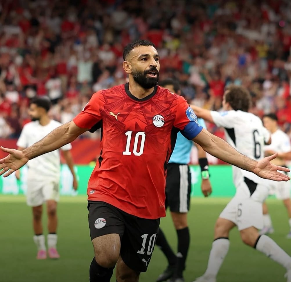 Egito Mohamed Salah faz o que se espera de um jogador decisivo, um gol, uma assistência na virada sobre a Nova Zelândia