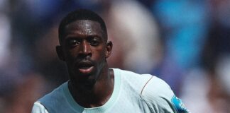 Dembélé Na contagem com os dedos, Dembélé sai para comemoração do seu terceiro gol na goleada da França sobre a Noruega