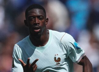 Dembélé Na contagem com os dedos, Dembélé sai para comemoração do seu terceiro gol na goleada da França sobre a Noruega