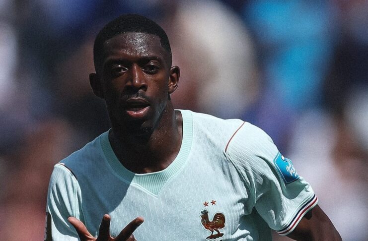 Dembélé Na contagem com os dedos, Dembélé sai para comemoração do seu terceiro gol na goleada da França sobre a Noruega