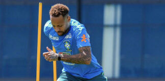 Neymar faz teste decisivo para jogar pelo Brasil contra a Escócia na Copa