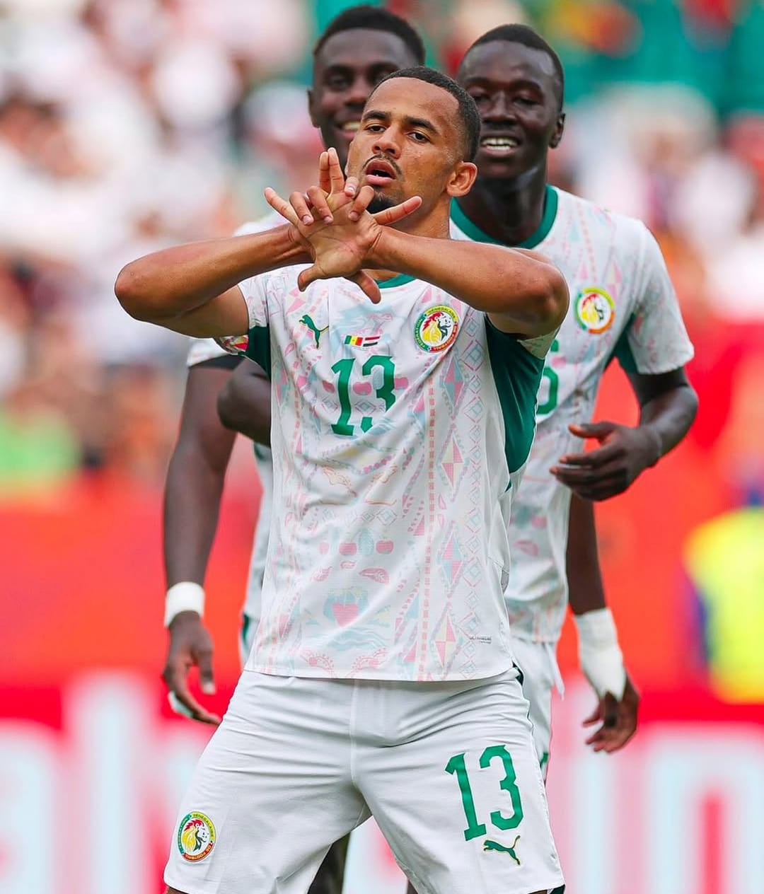dembélé Iliman Ndiaye vibra ao marcar o gol de Senegal na goleada sobre o Iraque