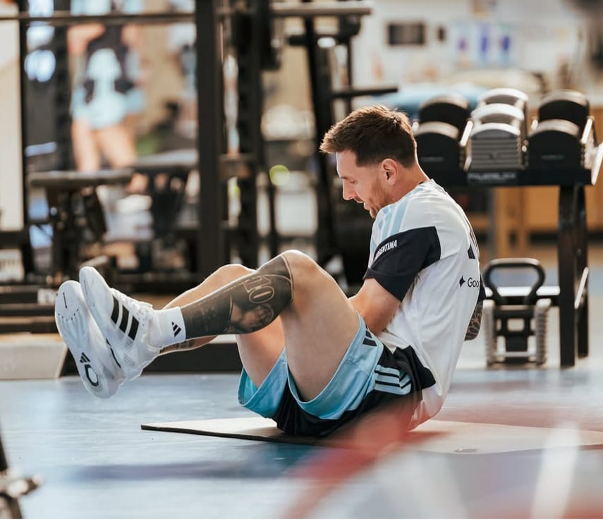Argentina Um dos candidatos a melhor jogador da Copa, Messi faz preparação física especial para chegar inteiro