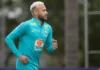 Neymar evolui na recuperação da lesão na panturrilha, mas ele não enfrenta o Marrocos na estreia