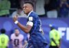 França sofre com a retranca, elimina o Paraguai de novo e reencontra Marrocos em duelo carregado de história França Mbappé comemora gol de pênati
