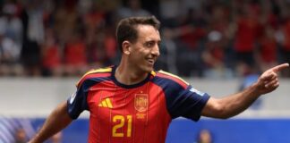 Espanha Oyazabal comemora o segundo gol