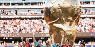 Tiki-taka 2.0: Espanha faz justiça ao futebol e conquista o mundo no último tango de Messi Espanha Rodri ergue o troféu de campeão do mundo