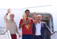 Unai Simón leva Luva de Ouro após Espanha sofrer só um gol na Copa do Mundo