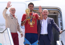 Rodri, campeão do mundo com a Espanha, abre negociação com o Barcelona após tratar com o Real Madrid