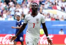 Em festival de dez gols, Inglaterra derrota França, Saka dá show e Mbappé bate recorde Inglaterra Saka