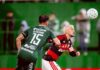 Arrascaeta retorna ao Flamengo após três meses fora e foca caminho da Libertadores