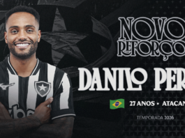 Botafogo apresenta Danilo Pereira e mantém foco em zagueiro para fechar elenco