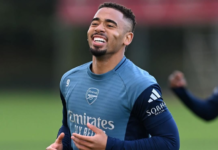 Gabriel Jesus troca o Arsenal pelo Barcelona, Richarlison retorna para o Everton e Martinelli vai para a Arábia Gabriel Jesus deixa o Arsenal