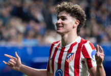 Do sonho com o Barcelona ao ultimato: Julián Álvarez fica sem saída ideal no Atlético de Madrid Julián Alvarez comemora gol Homem Aranha