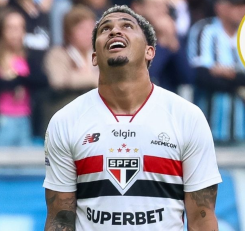 são paulo luciano lamenta lance durante a partida contra o Grêmio