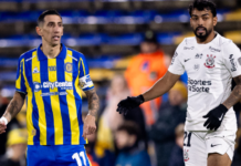 Corinthians Matheus Bidi (à dir.) e Di María