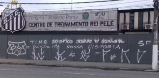 Santos Pichações no Muro do CT Rei Pelé