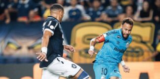 Em um lance, Neymar faz a diferença e coloca Santos entre os oito melhores da Copa do Brasil Neymar dá assistência para o gol de Rony