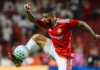 Grêmio leva Gre-Nal para sua fortaleza, mas precisa quebrar escrita histórica do Internacional em mata-matas Gre-Nal, Paulinho, jogador do Colorado