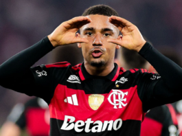 Em noite de golaços e recorde de público, Flamengo despacha Cruzeiro e avança rumo ao penta da Libertadores Flamengo Samuel Lino