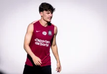 Corinthians libera Breno Bidon para negociar com o Besiktas e acertar salário: oferta é de R$ 106 milhões