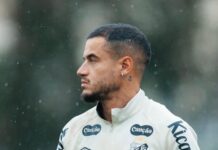 Santos pode ter estreia de Philippe Coutinho no clássico contra o São Paulo