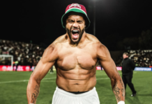 Fluminense Hulk celebra a classificação