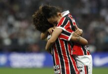São Paulo bate Corinthians na Neo Química Arena e abre vantagem na decisão do Campeonato Brasileiro feminino